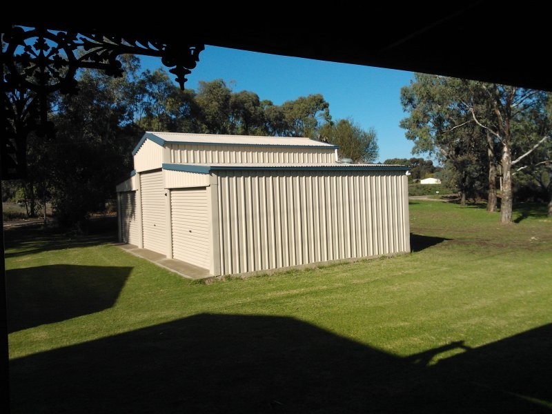 743 East Front Road, Five Miles SA 5238