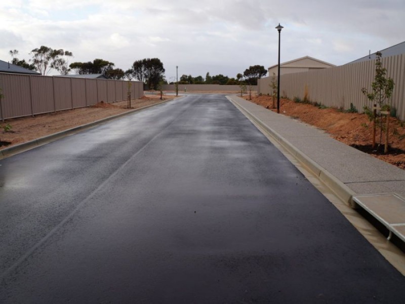 Ian Douglas Court, Murray Bridge SA 5253