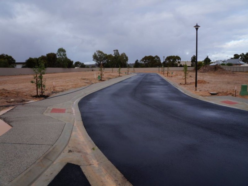 Ian Douglas Court, Murray Bridge SA 5253