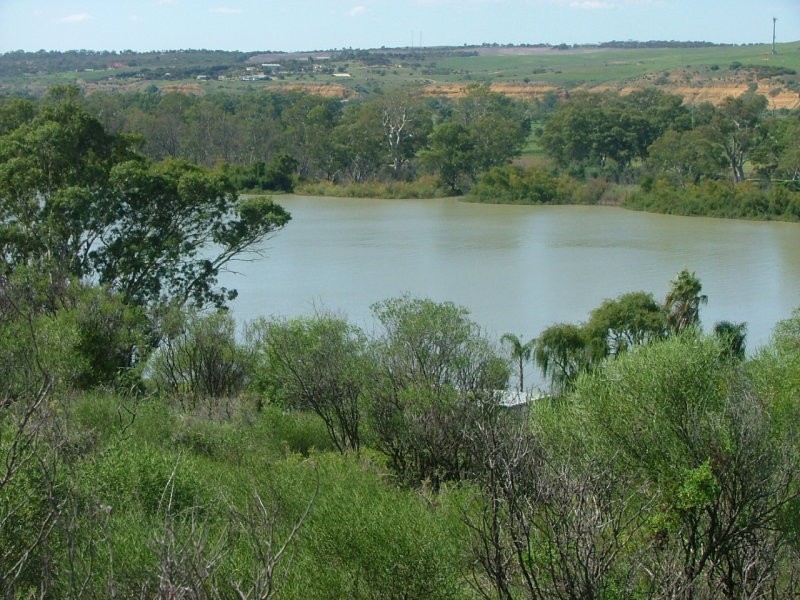 664/664 Esplanade, Mannum SA 5238