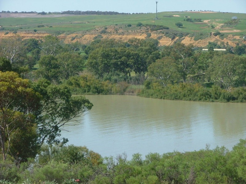 664/664 Esplanade, Mannum SA 5238