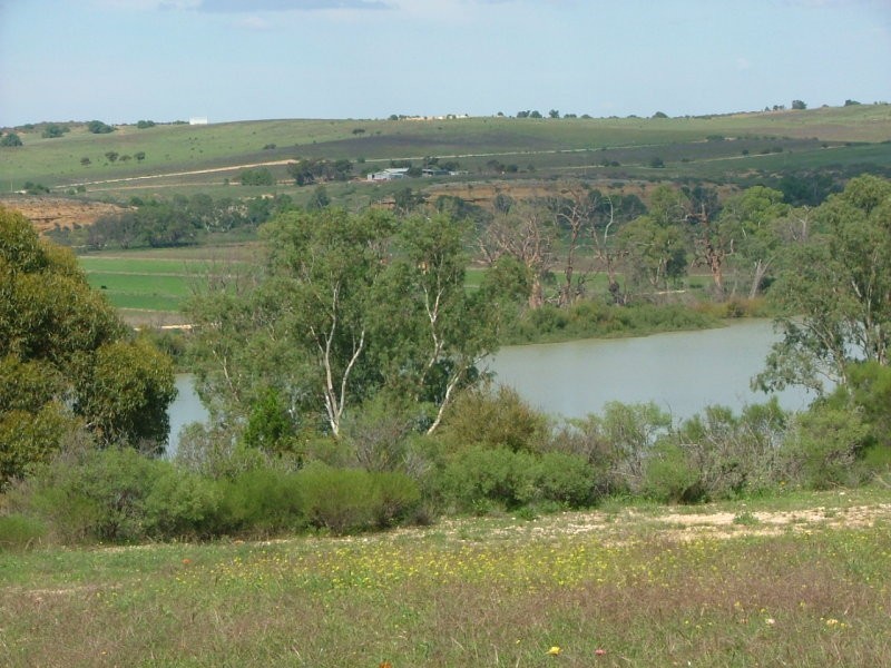 664/664 Esplanade, Mannum SA 5238