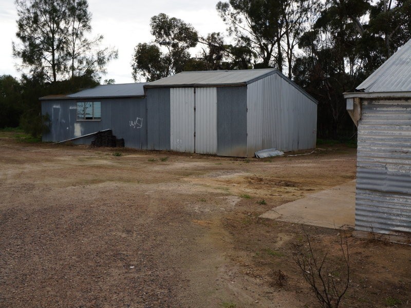 56 Old Swanport Road, Murray Bridge SA 5253