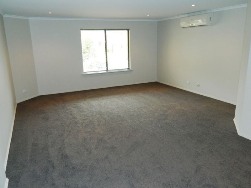 4 Melaleuca Way, Murray Bridge SA 5253