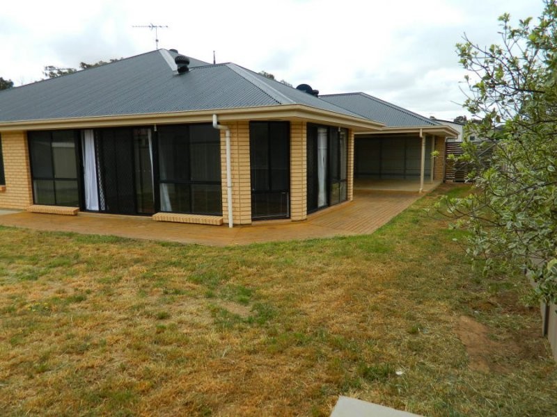 4 Melaleuca Way, Murray Bridge SA 5253