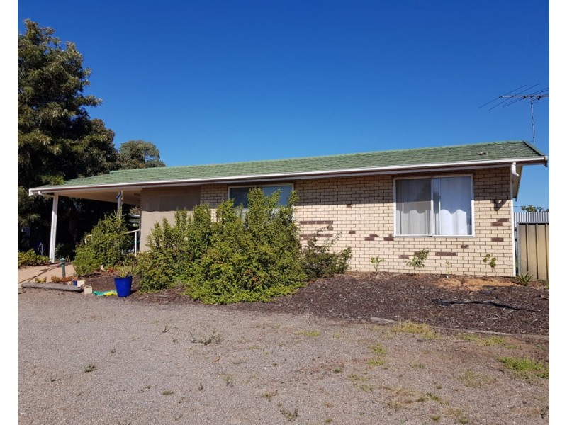 2 28 Hawke Road, Murray Bridge SA 5253