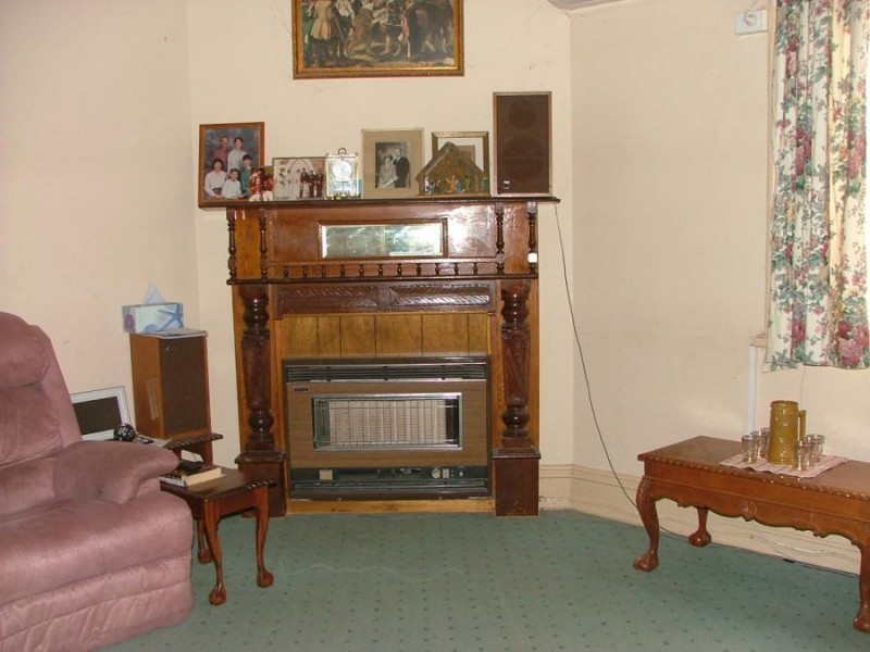 12 First, Murray Bridge SA 5253