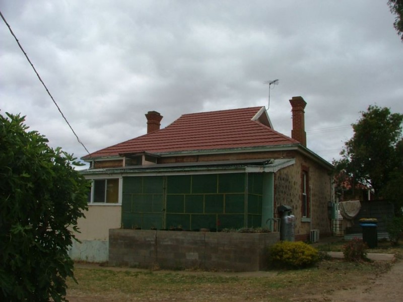 12 First, Murray Bridge SA 5253