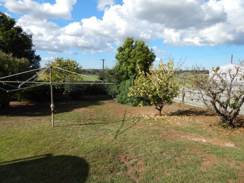 24 Leslie Street, Murray Bridge SA 5253