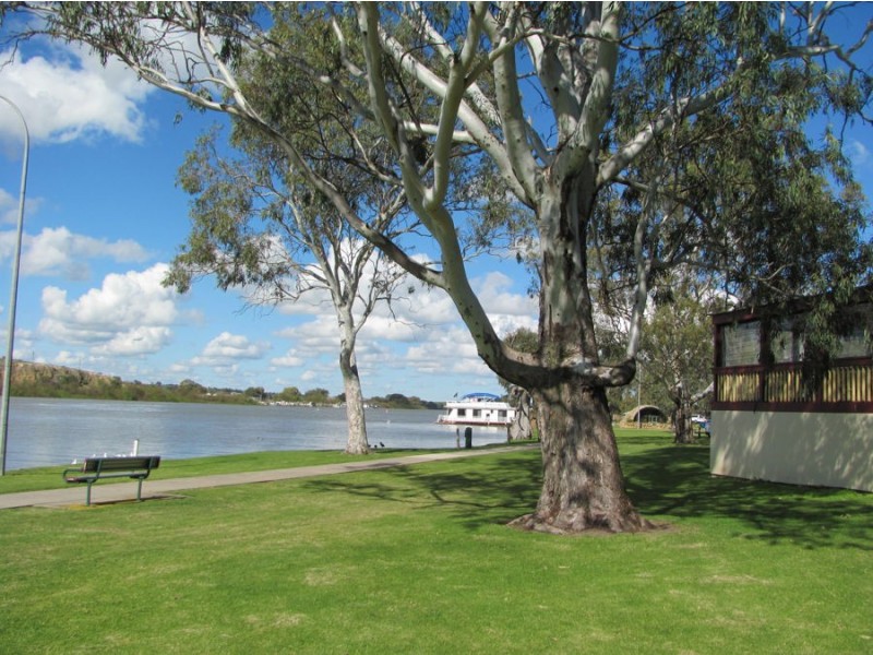 Allot 13 Narooma Boulevard, Murray Bridge SA 5253