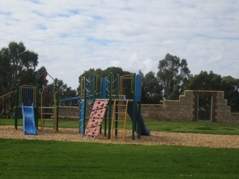 Lot 13 Cobb & Co Court, Strathalbyn SA 5255