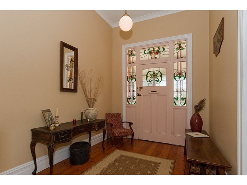 94 Adelaide Road, Murray Bridge SA 5253