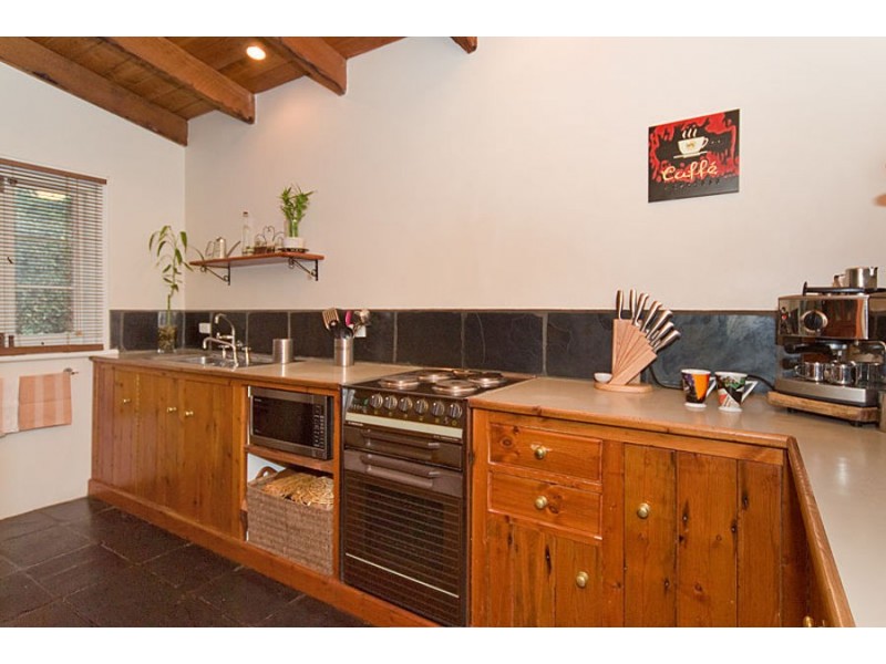 94 Adelaide Road, Murray Bridge SA 5253