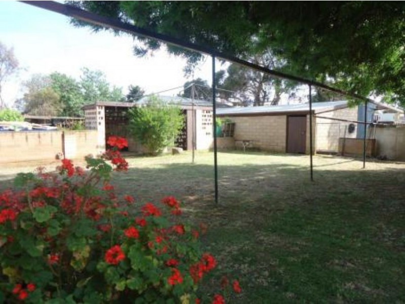 27 Thomas Street, Murray Bridge SA 5253