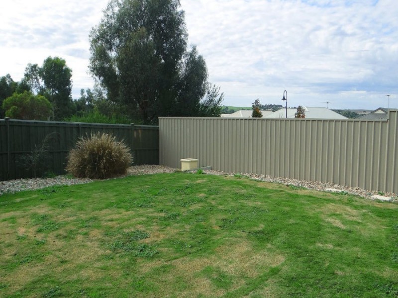 8 Waterlily Terrace, Murray Bridge SA 5253