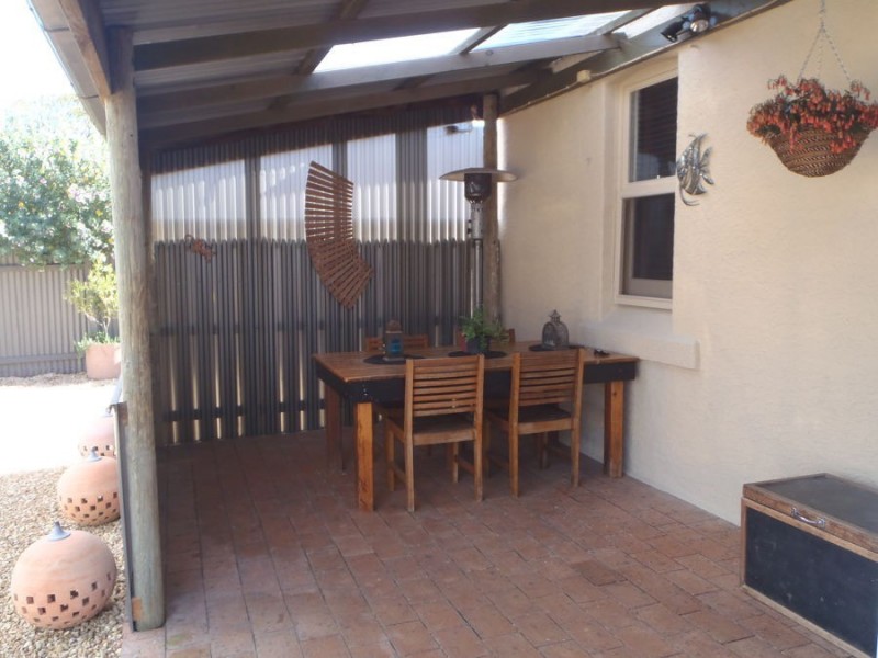 22 Charles Street, Murray Bridge SA 5253