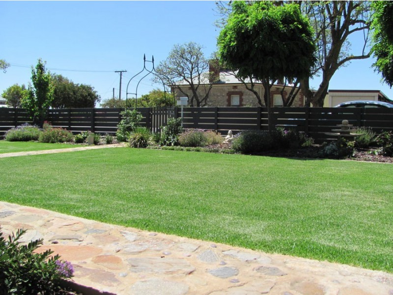 22 Charles Street, Murray Bridge SA 5253