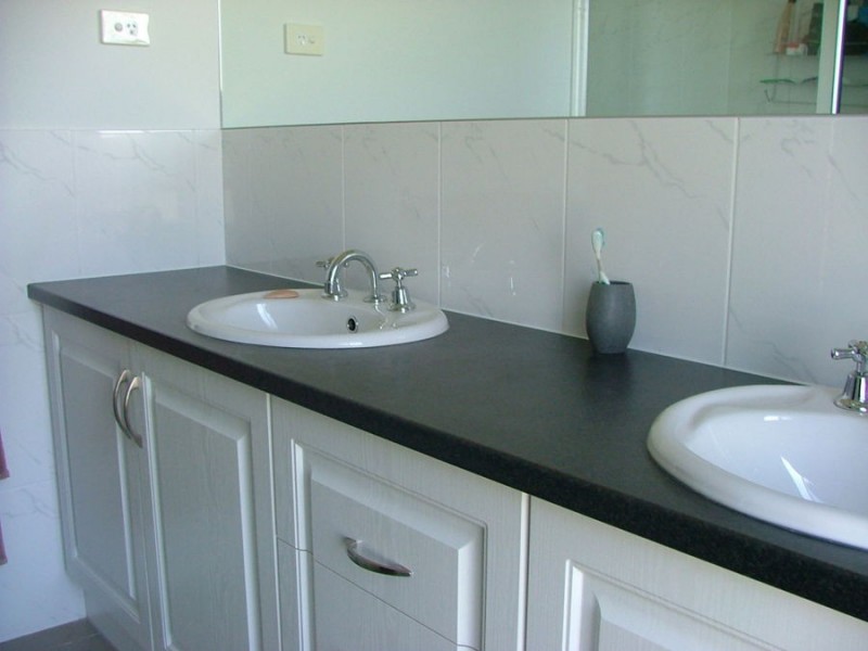 2 John Crt, Murray Bridge SA 5253