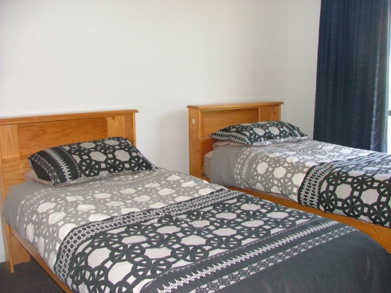 2 John Crt, Murray Bridge SA 5253