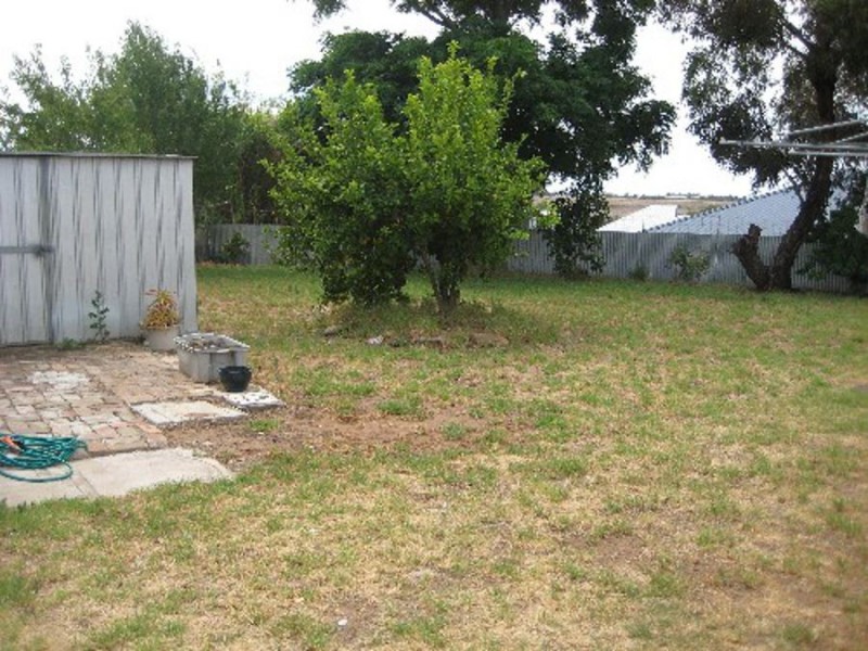 23 Knight Street, Murray Bridge SA 5253