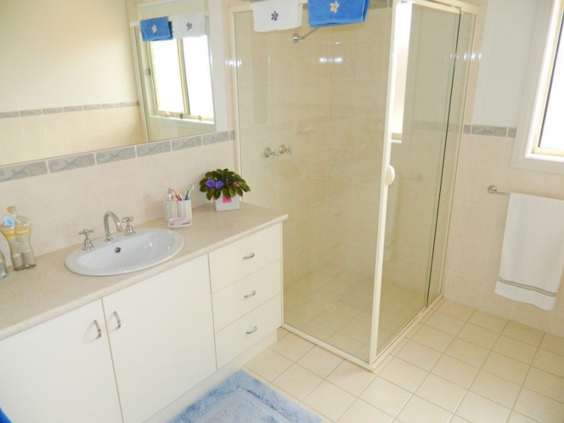 15 Willowbark Crescent, Murray Bridge SA 5253