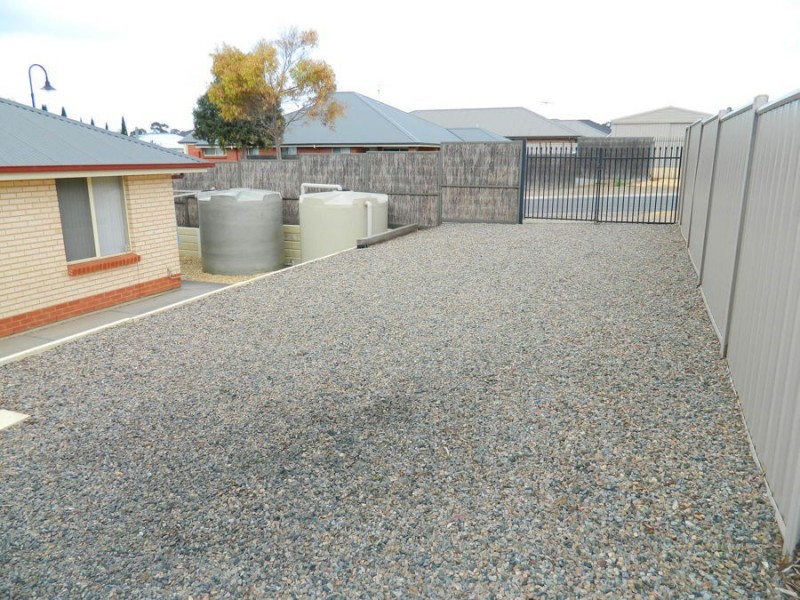 15 Willowbark Crescent, Murray Bridge SA 5253