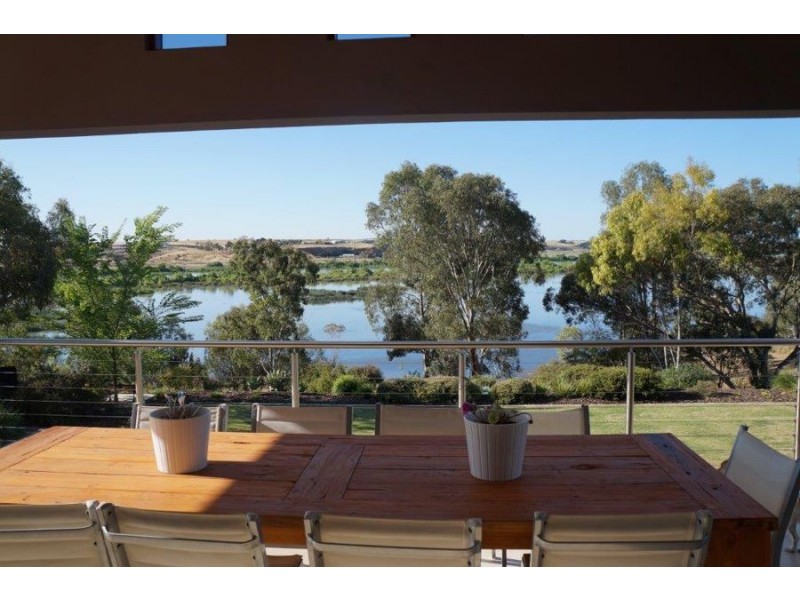 3 Emu Rd, Murray Bridge SA 5253