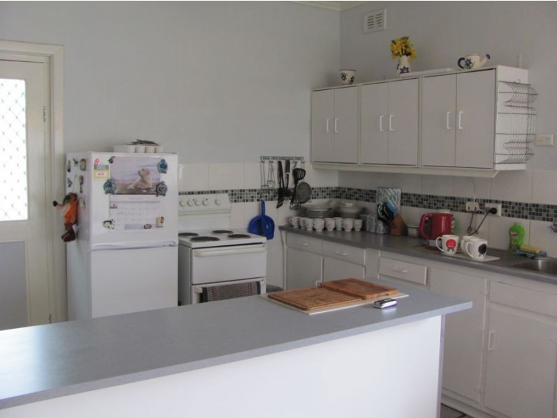 56 Eleanor Terrace, Murray Bridge SA 5253