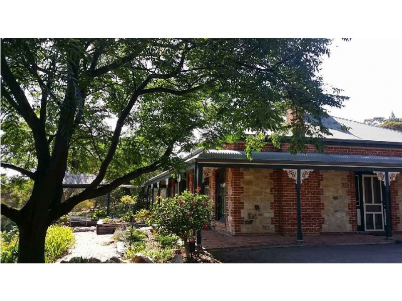 8a Murray Drive, Murray Bridge SA 5253