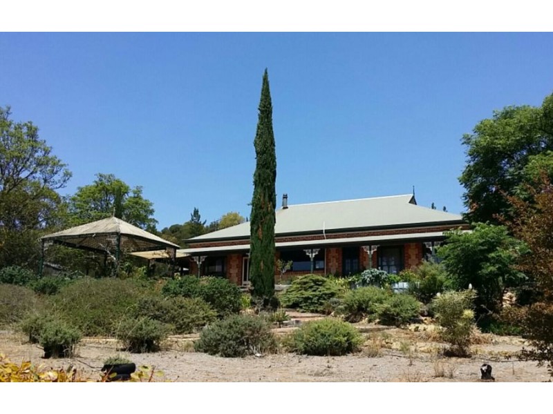 8a Murray Drive, Murray Bridge SA 5253