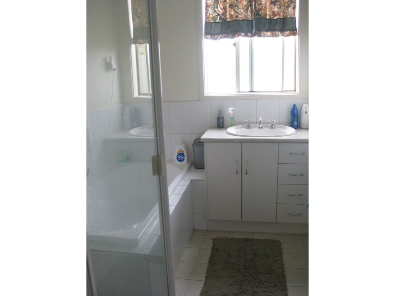 12 Hawke Place, Murray Bridge SA 5253