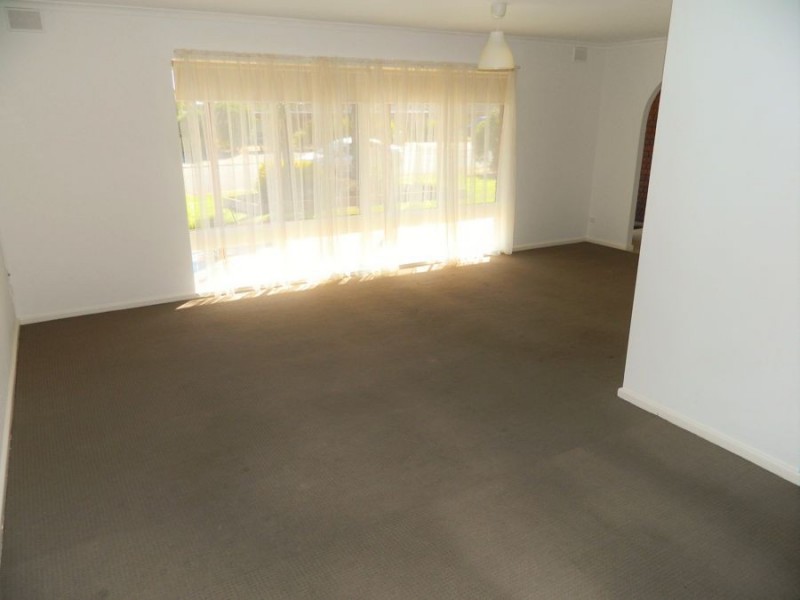 11 Edinburgh Street, Murray Bridge SA 5253