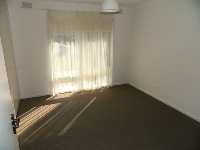 11 Edinburgh Street, Murray Bridge SA 5253