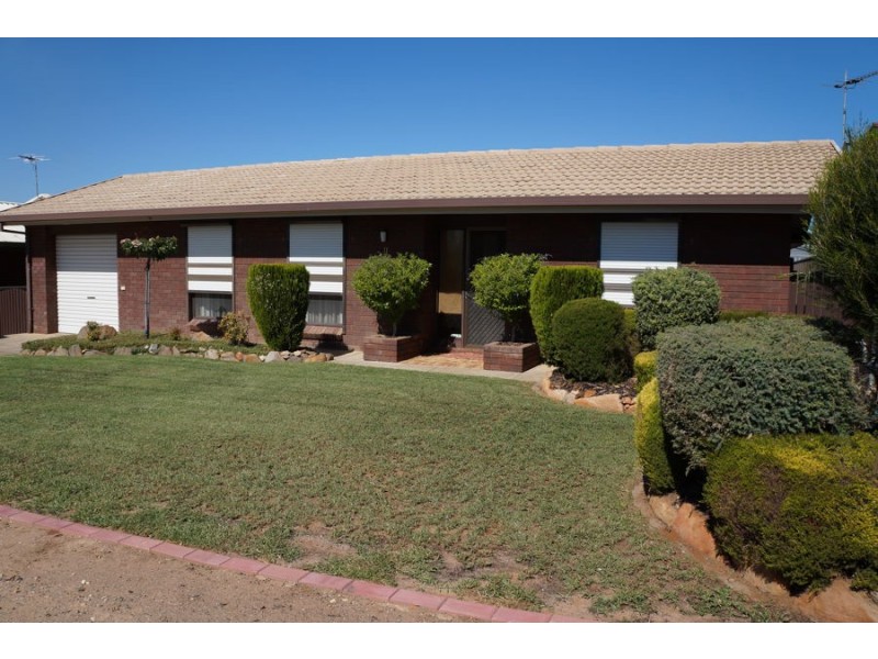 11 Long Island Road, Murray Bridge SA 5253