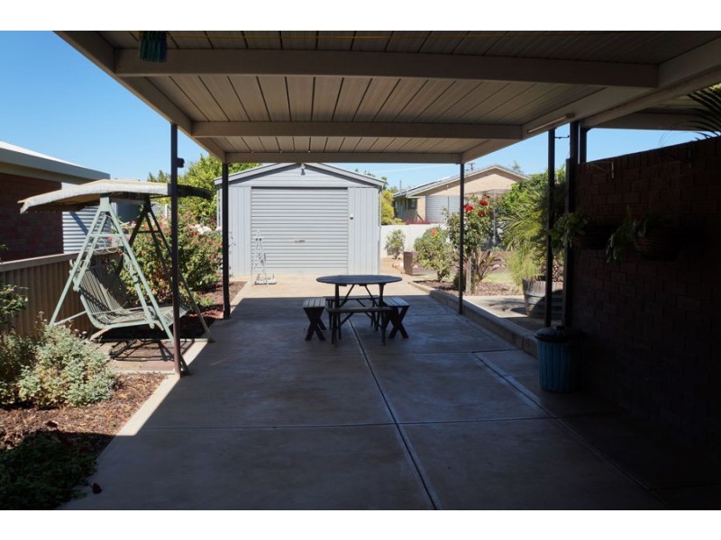 11 Long Island Road, Murray Bridge SA 5253