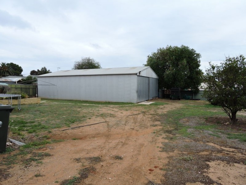 1 Montgomery, Murray Bridge SA 5253