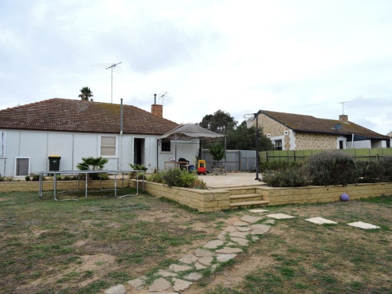 1 Montgomery, Murray Bridge SA 5253