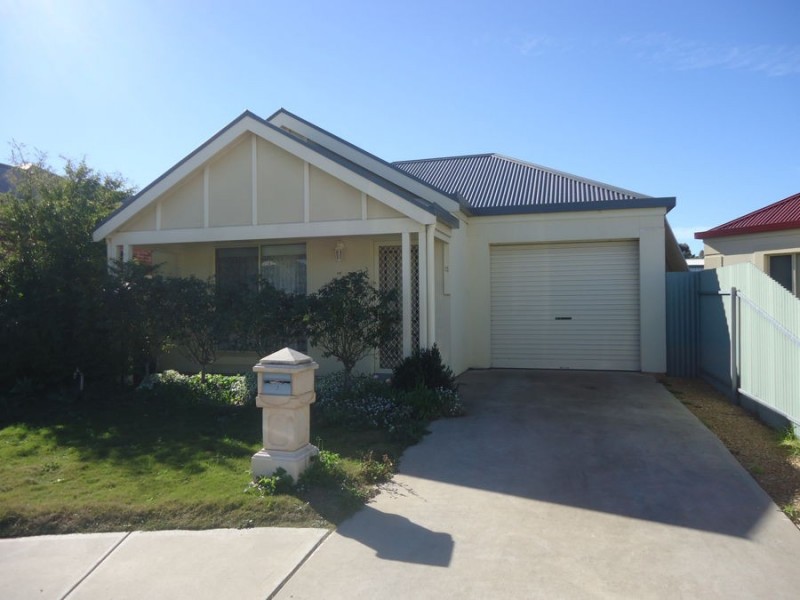 5 Hawke Place, Murray Bridge SA 5253