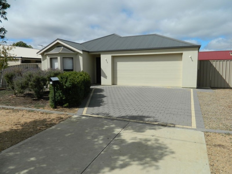 74 Homburg Drive, Murray Bridge SA 5253