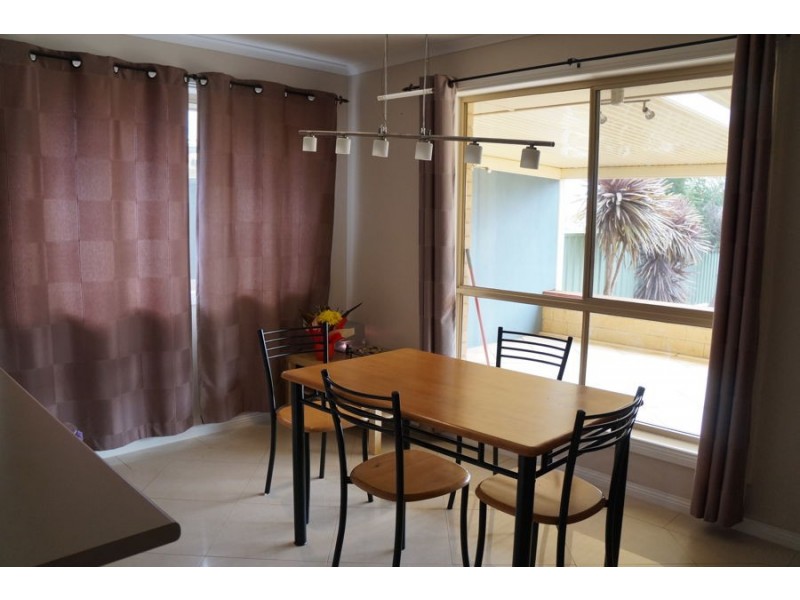 5B Forest Drive, Murray Bridge SA 5253