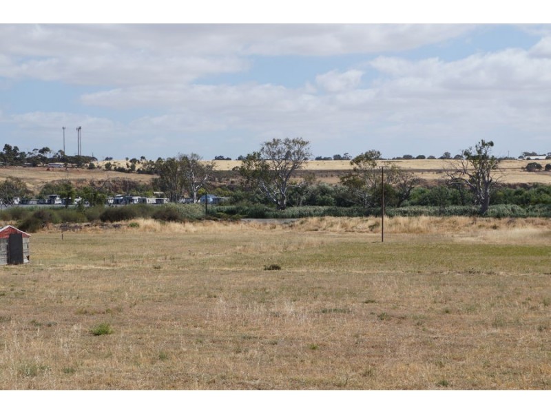 5B Forest Drive, Murray Bridge SA 5253