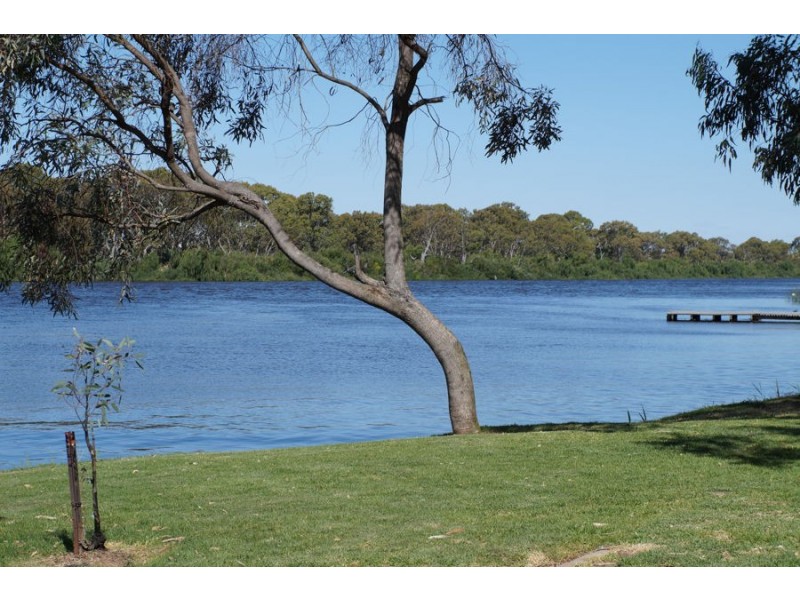 5B Forest Drive, Murray Bridge SA 5253