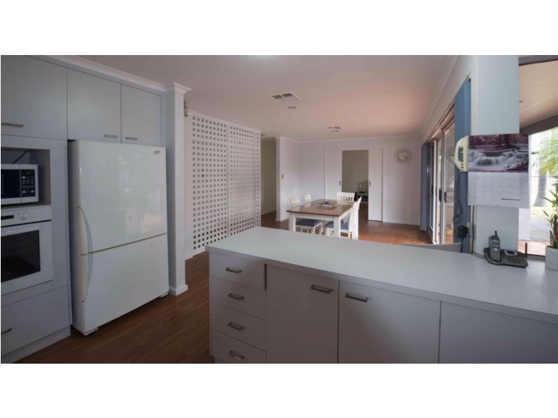 15 Valencia, Murray Bridge SA 5253