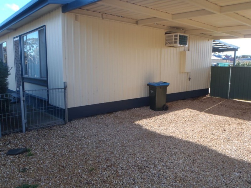 241 Adelaide Road, Murray Bridge SA 5253