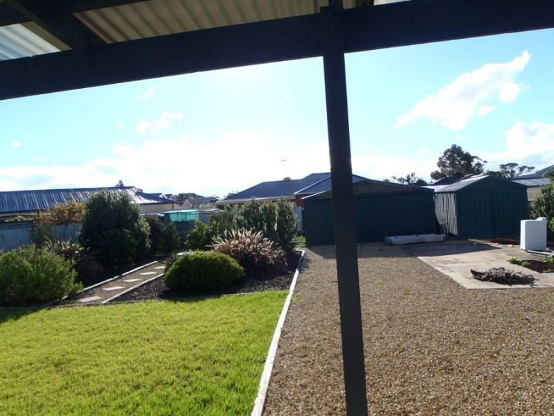241 Adelaide Road, Murray Bridge SA 5253