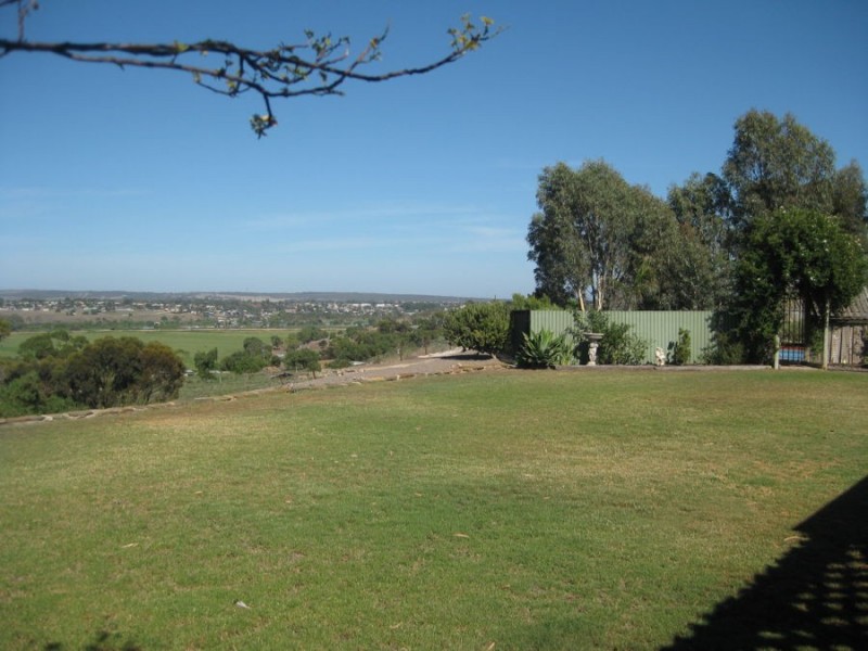 5168 Old Princes Highway (East), Murray Bridge East SA 5253