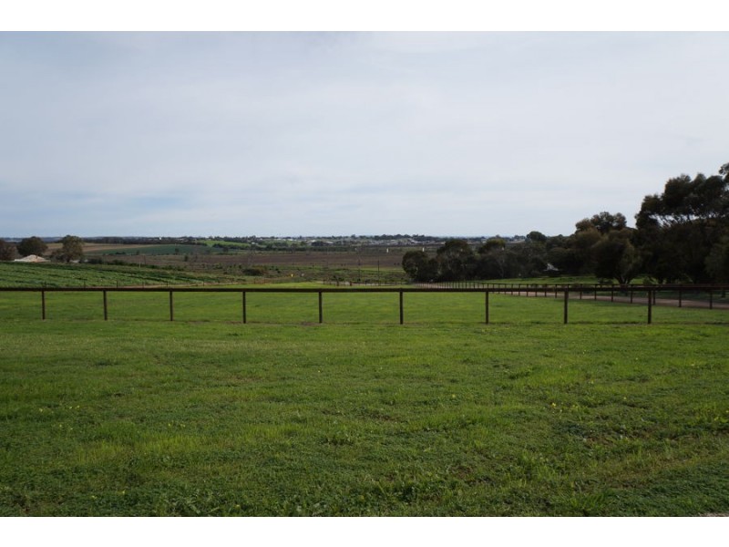 200 Swanport Village Road, Murray Bridge SA 5253