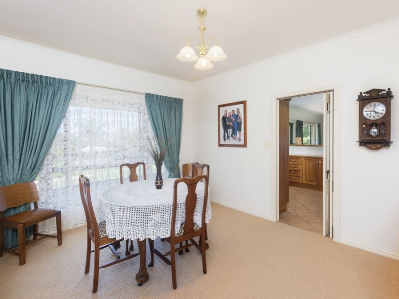 16 Queen Louisa Drive, Murray Bridge SA 5253