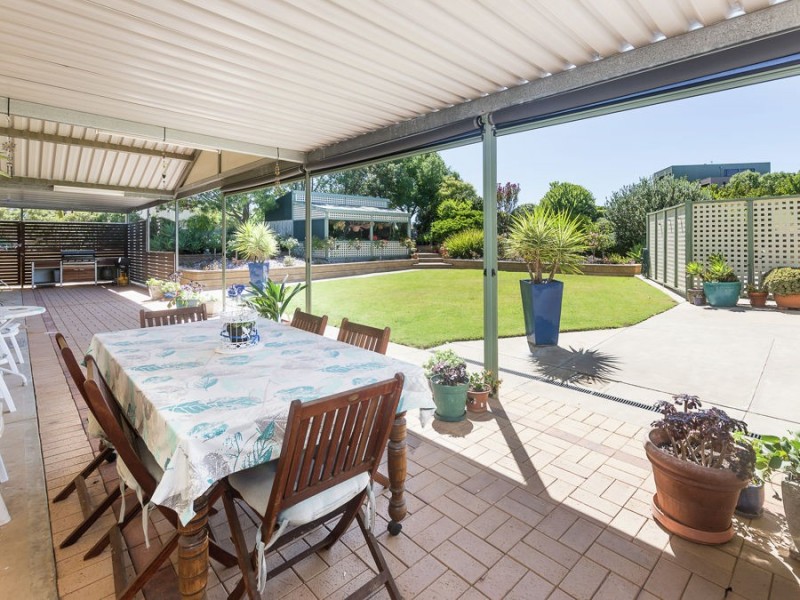 16 Queen Louisa Drive, Murray Bridge SA 5253