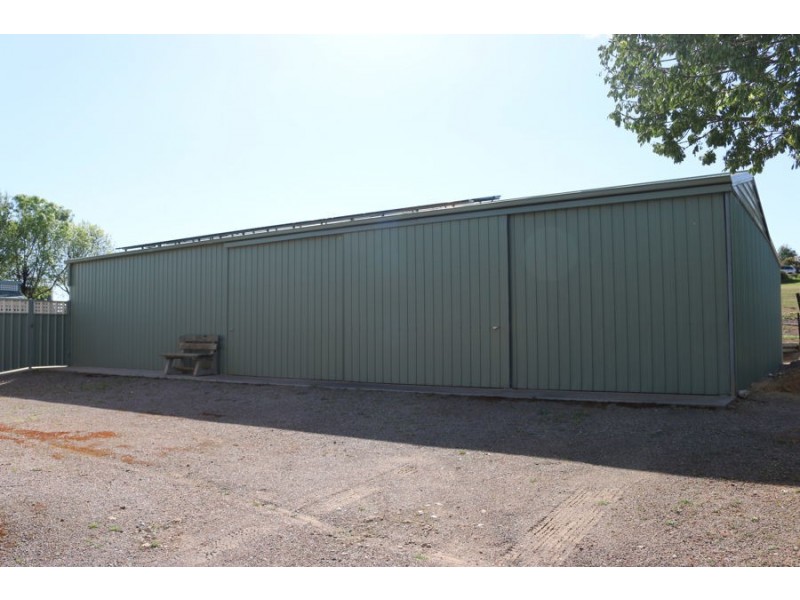 16 Queen Louisa Drive, Murray Bridge SA 5253